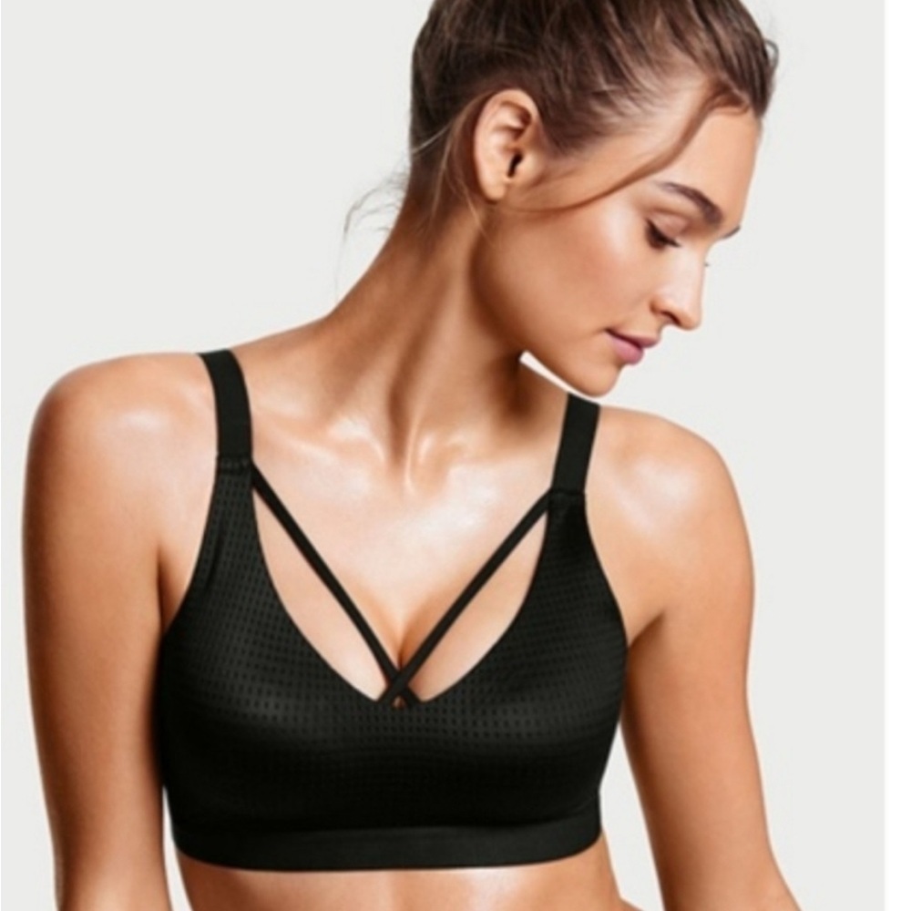 Victoria's Secret Black Sports Bra